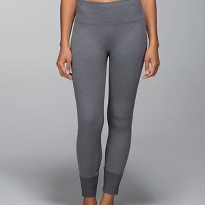 Lululemon Ebb to Street leggings