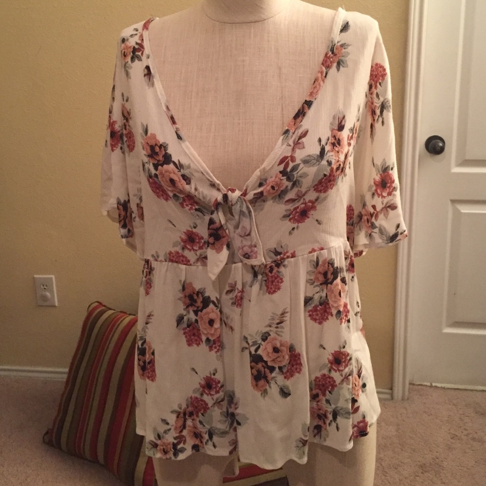 Flowing floral print top