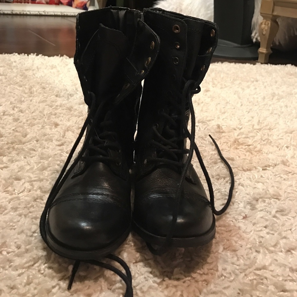Steve Madden boots