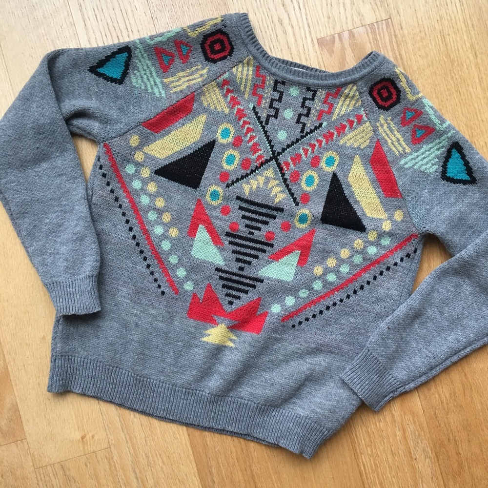 🛑🛑🚫 Retro Sweater
