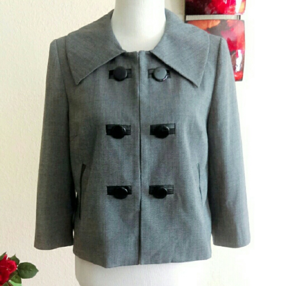 ⬇Gray Swing Jacket w/ Faux Leather Accents