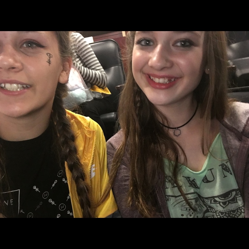 Meet your Posher, Reese