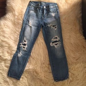 High-Waisted Distressed Capris