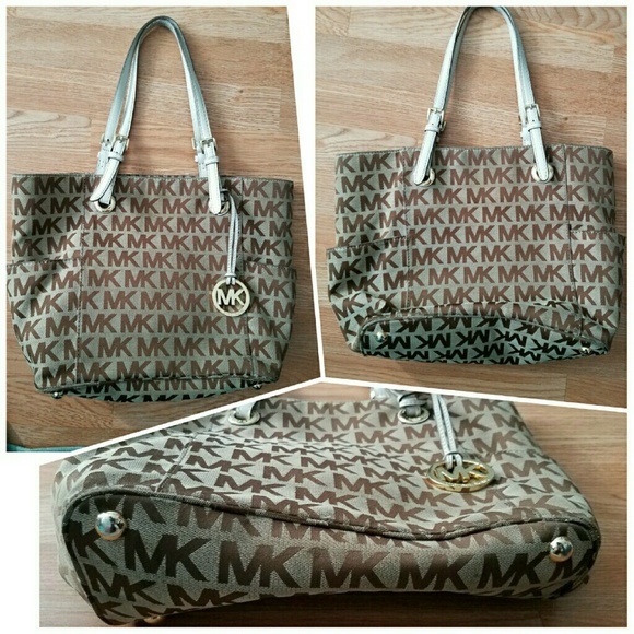 MICHAEL KORS - 100% Authentic Purse - Picture 2 of 4