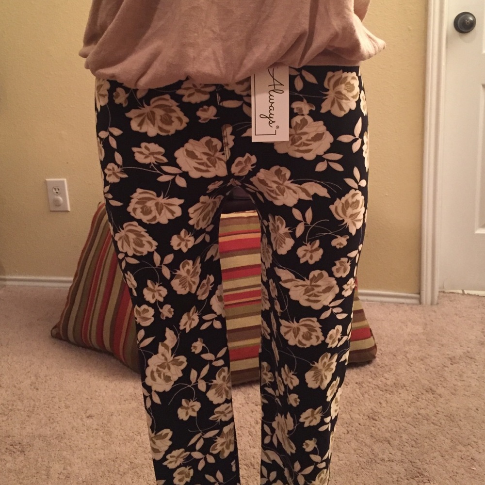Super soft floral leggings