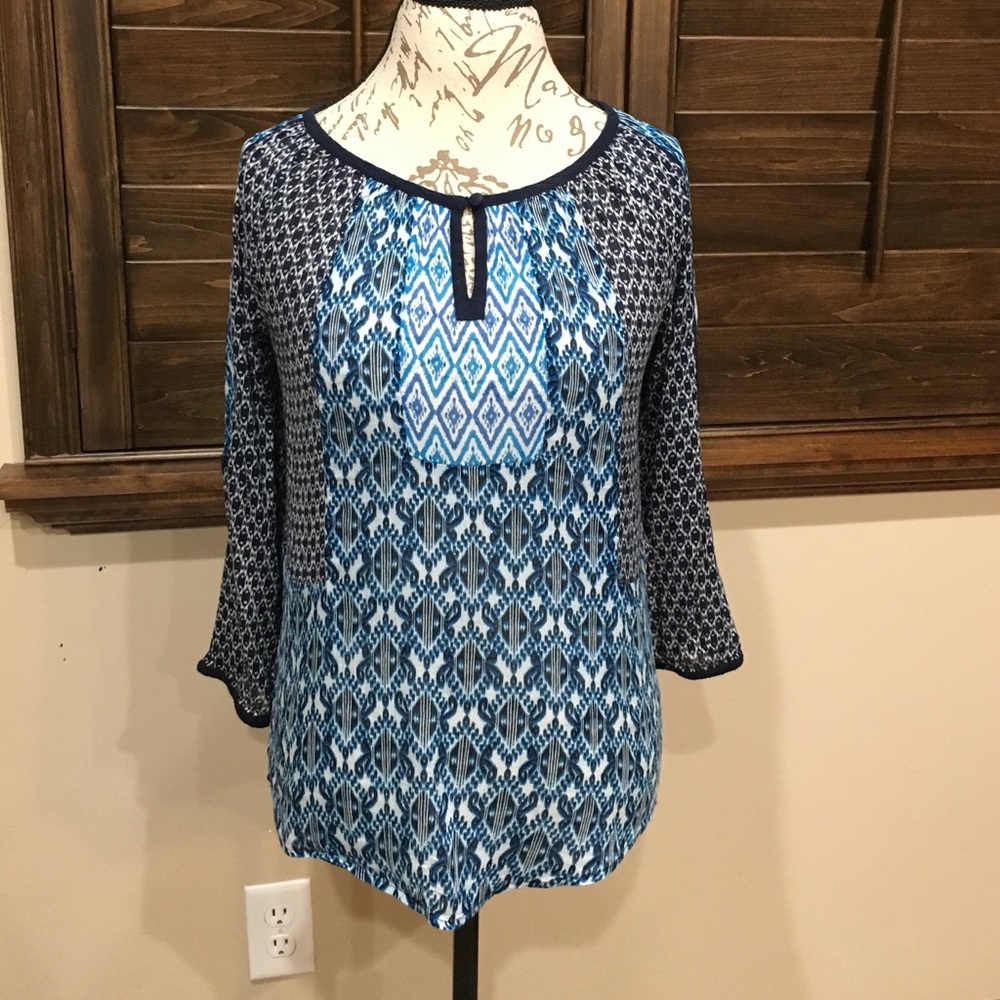 SOLD. Printed Lucky Brand Top
