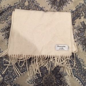 Preston & Yorke Cashmere scarf