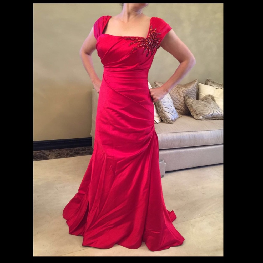 ❣️Elegant Royal Mermaid Sleeveless Dress❣️