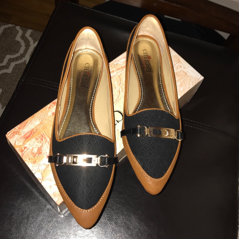 Black camel flats