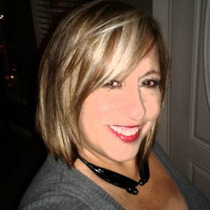 Meet your Posher, Ivette