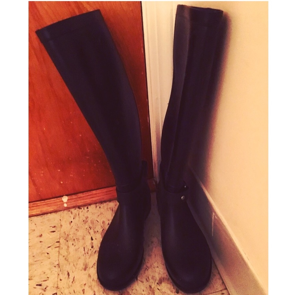 Black Rain Boots