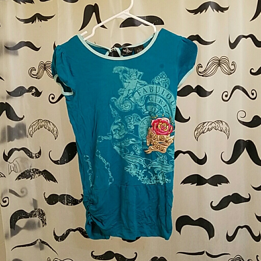Girls Size med Baby Phat shirt barley used/cute