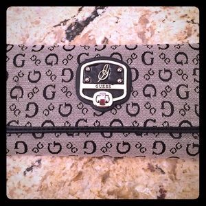 Guess Wallet