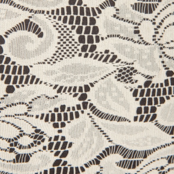 ⚡️FLASH SALE!⚡️Lovers + Friends cream dress! - Picture 4 of 4