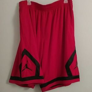 Men's basketball shorts
