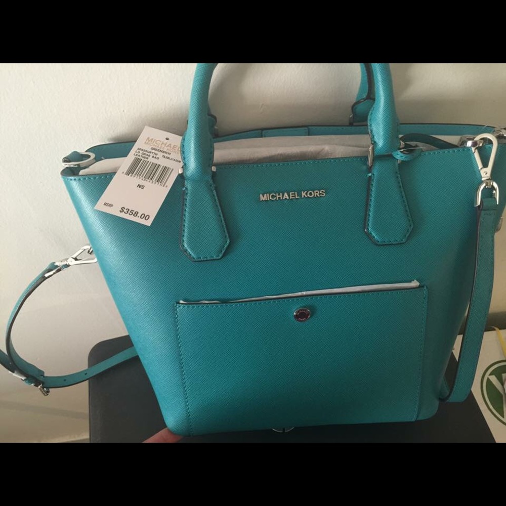 Do not buy! TRADING Authentic MK Aqua Greenwhich