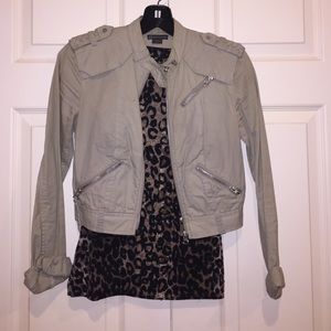 🎊SALE!!🎊. A/X CROPPED JACKET