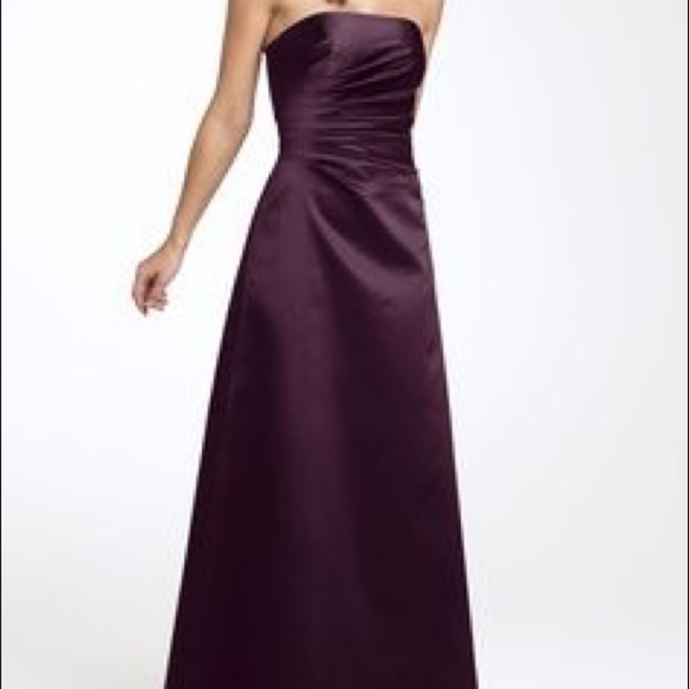 Sweetheart Strapless Pleated Side Formal Dress