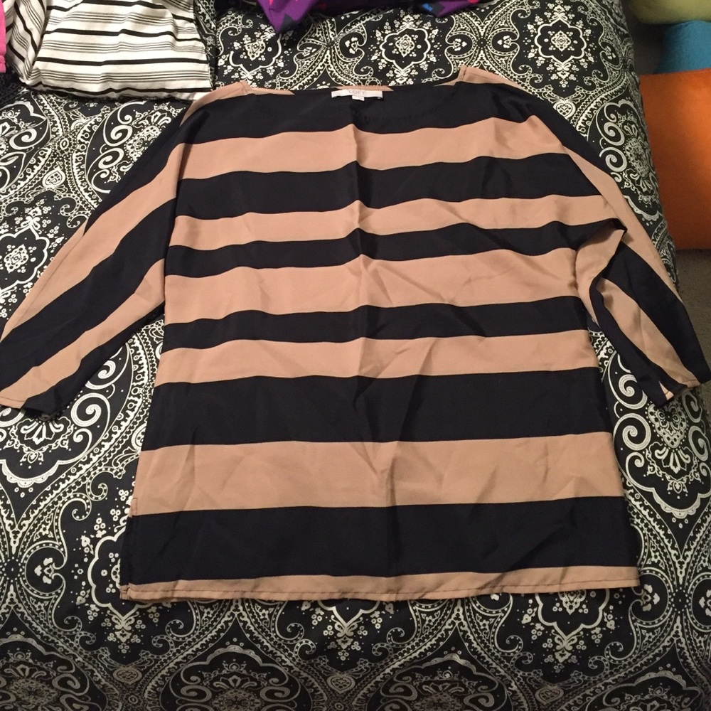 Loft quarter sleeves dress shirt
