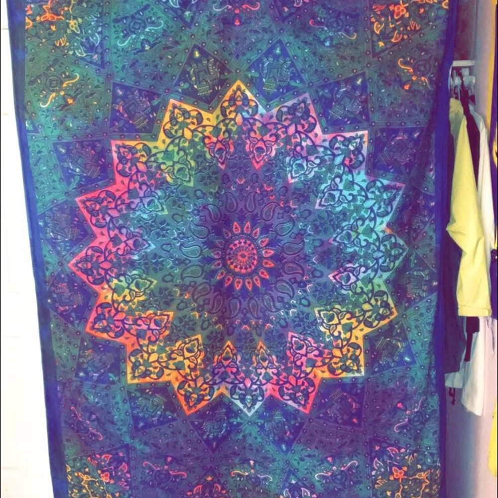 Beautiful Twin size Tapestry