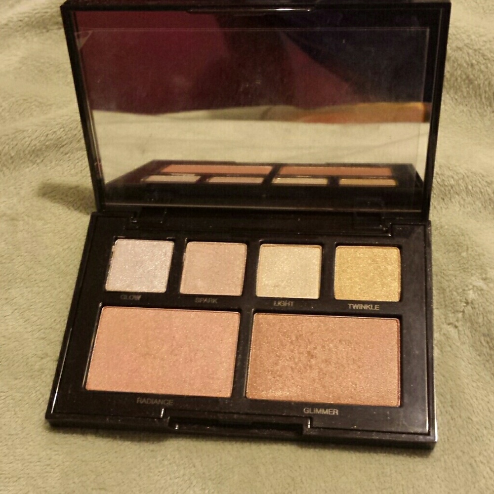 Laura mercier candle glow palette