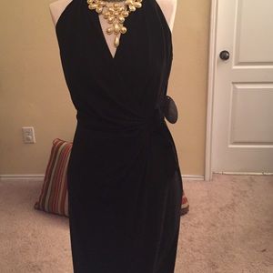 Long black sleeveless dress
