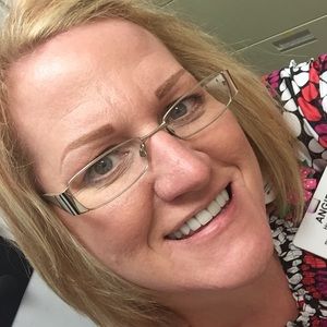 Meet your Posher, Angie