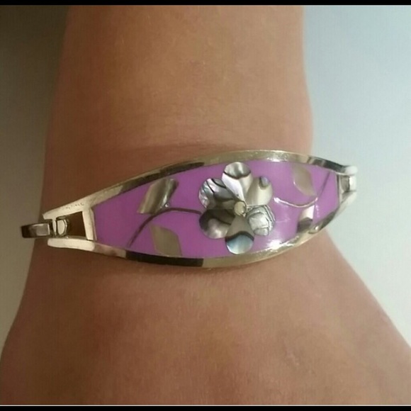 Vintage Jewelry - HOLD Jodi E Vintage Mexico Alpaca Abalone bracelet