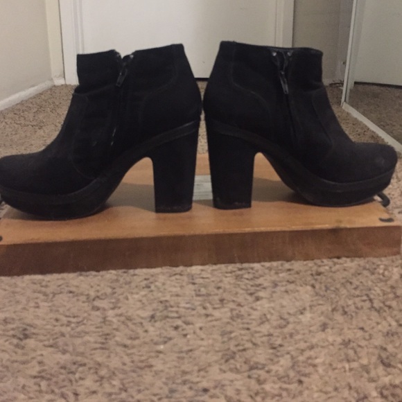 Steve Madden booties - Picture 3 of 4