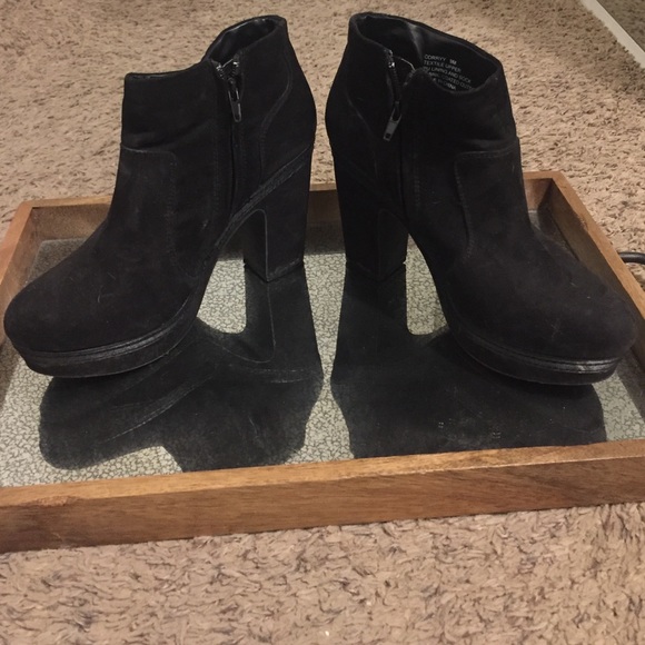 Steve Madden Shoes - Steve Madden booties