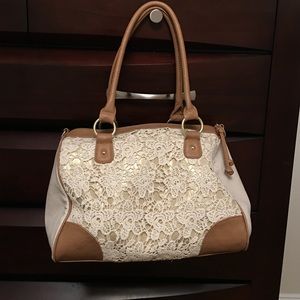 Front lace shoulder bag