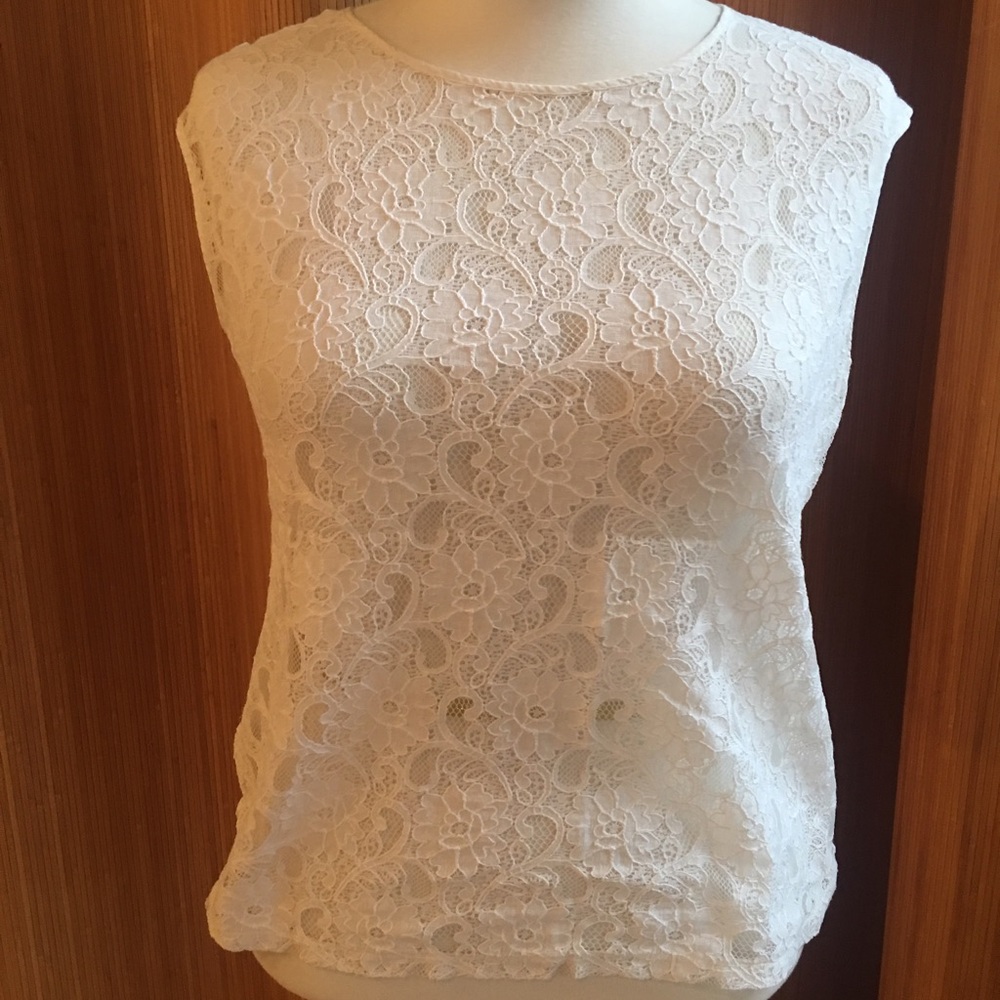 Eddie Bauer ivory lace shell