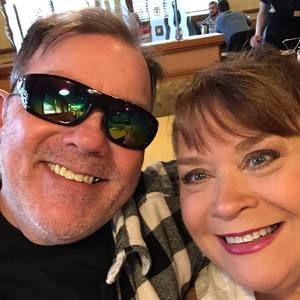 Meet your Posher, Rosa m