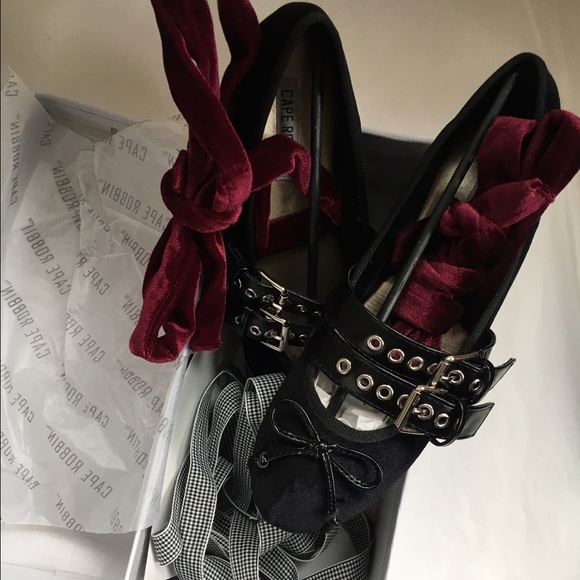 🆕Juliet Black Velvet Gingham Lace Up Ballet Flats - Picture 4 of 5