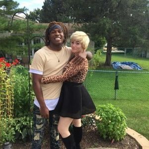 Meet your Posher, Corina