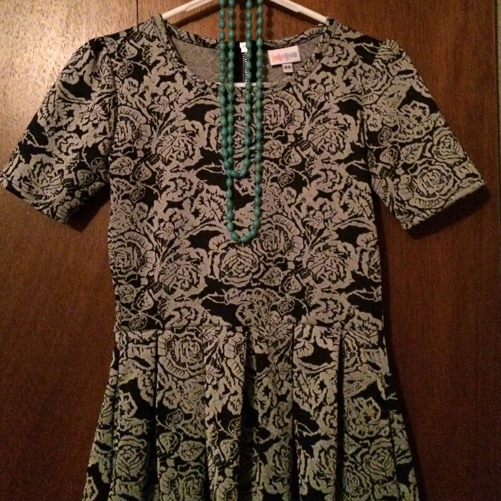 Lularoe Amelia XS