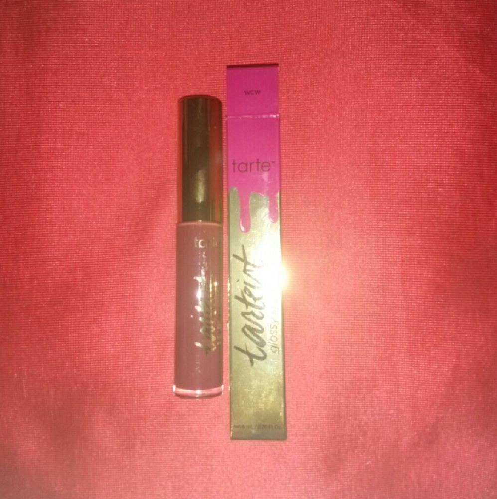 Tarte lip paint WCW, Authentic