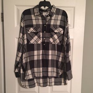 Old navy boyfriend flannel.
