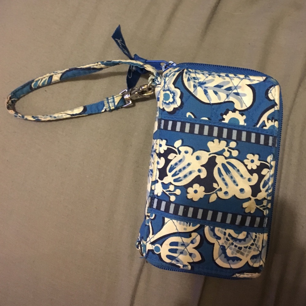 Vera Bradley wristlet