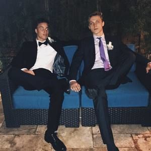 Meet your Posher, Nicholas