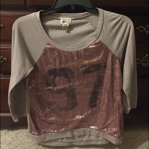 3 quarter sleeve crop top