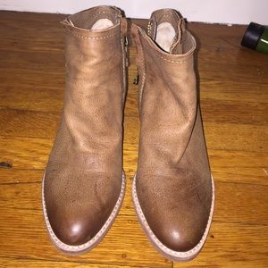 Dolce Vita Joplin in brown. Only worn 2 times