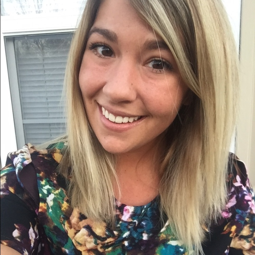 Meet your Posher, Alissa