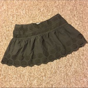 American Eagle Green Mini Skirt - Size 4