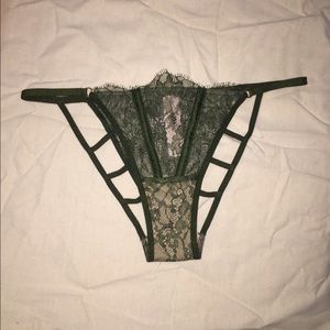 VS low-rise string bikini