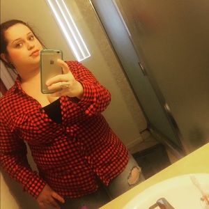 Meet your Posher, Daniela