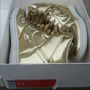RARE! Nike Sky Hi Wedge Liquid Gold