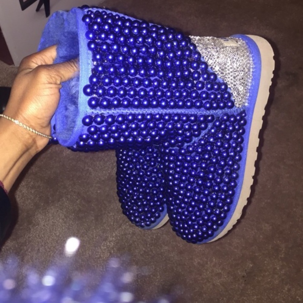 1️⃣Day Sale Pearl Uggs