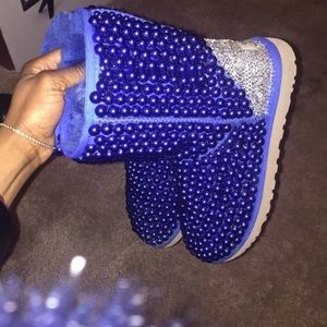 1️⃣Day Sale Pearl Uggs