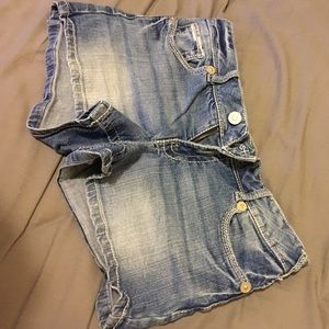 Amethyst jean shorts